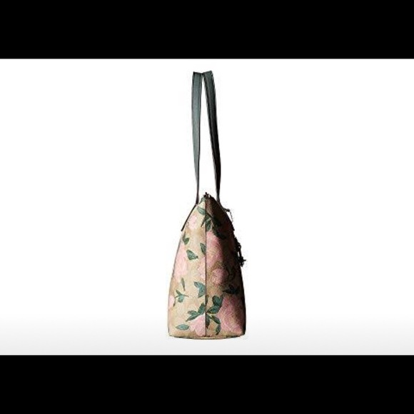 Coach Camo Rose Taylor Bag - Picture 4 of 5